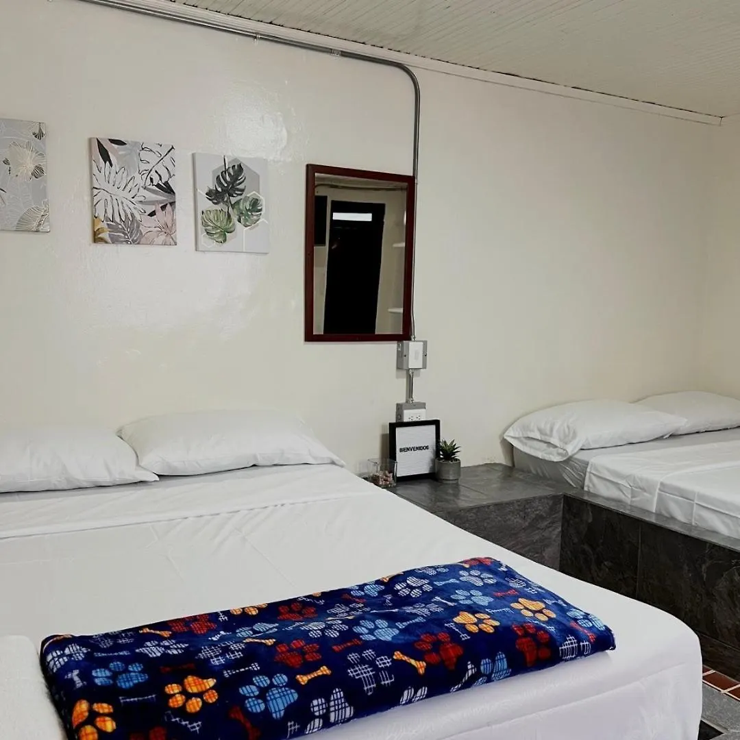 Hotel Villa Nueva Comfort Medellín 3*,